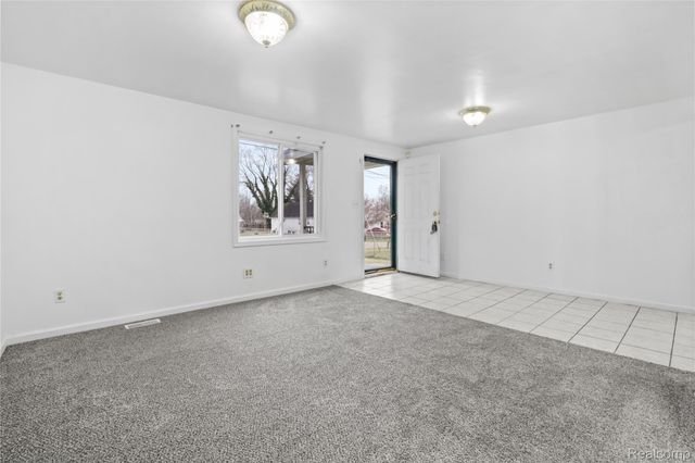 1457 Mitson Boulevard, Flint, MI 48504