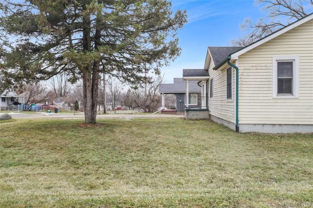 1457 Mitson Boulevard, Flint, MI 48504