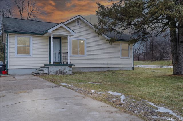 1457 Mitson Boulevard, Flint, MI 48504