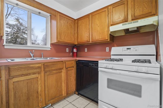 1457 Mitson Boulevard, Flint, MI 48504