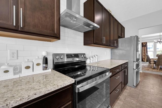 5620 Carlisle Drive, Grove City, OH 43123