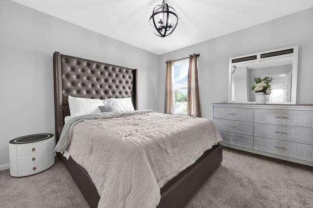 5620 Carlisle Drive, Grove City, OH 43123