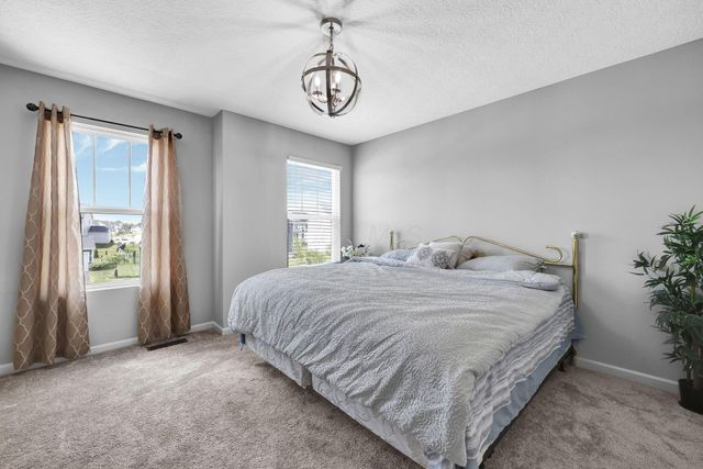 5620 Carlisle Drive, Grove City, OH 43123
