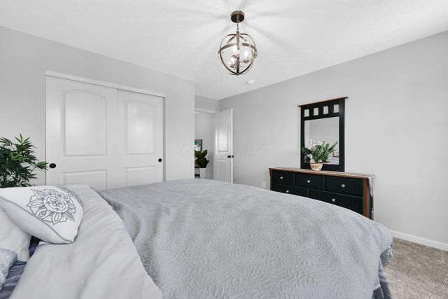 5620 Carlisle Drive, Grove City, OH 43123