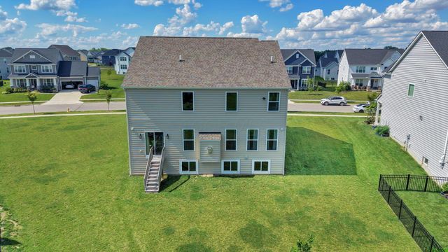 5620 Carlisle Drive, Grove City, OH 43123