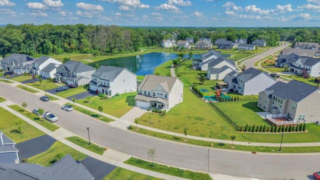 5620 Carlisle Drive, Grove City, OH 43123