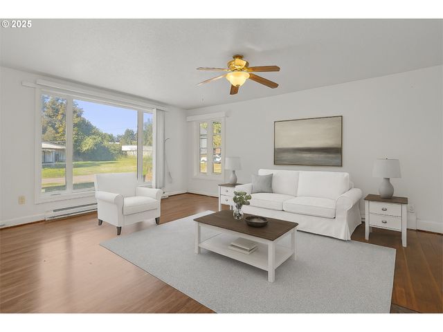 190 S JEFFERSON St, Lafayette, OR 97127
