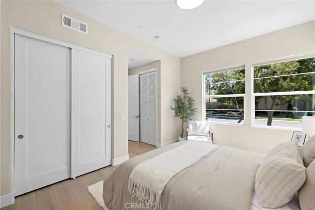 77 Pelican, Irvine, CA 92618