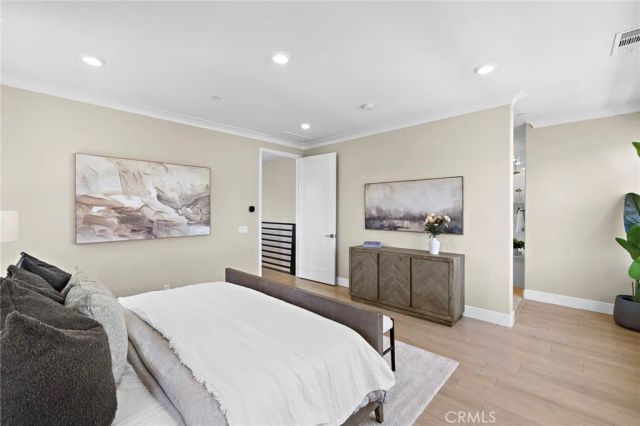 77 Pelican, Irvine, CA 92618