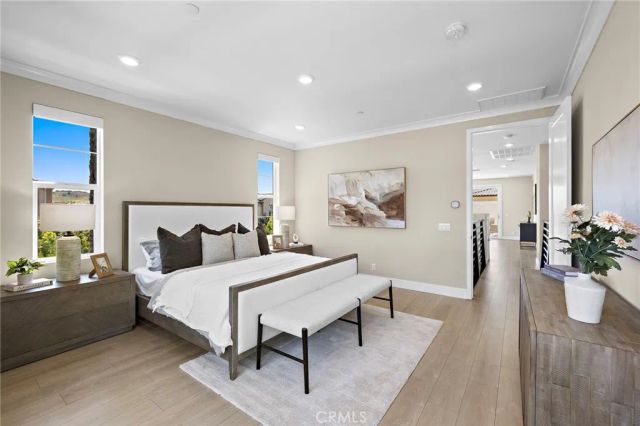 77 Pelican, Irvine, CA 92618