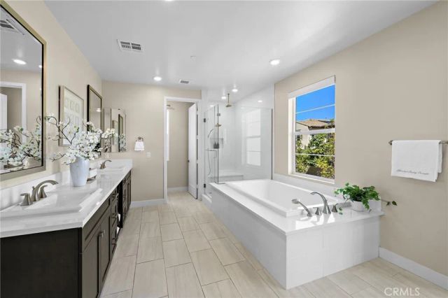 77 Pelican, Irvine, CA 92618