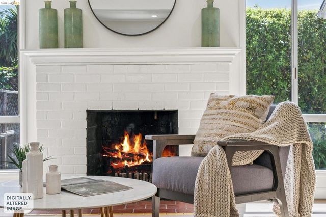 3239 Briggs Ave, Alameda, CA 94501