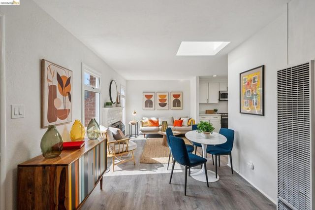 3239 Briggs Ave, Alameda, CA 94501