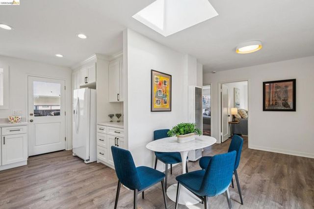 3239 Briggs Ave, Alameda, CA 94501