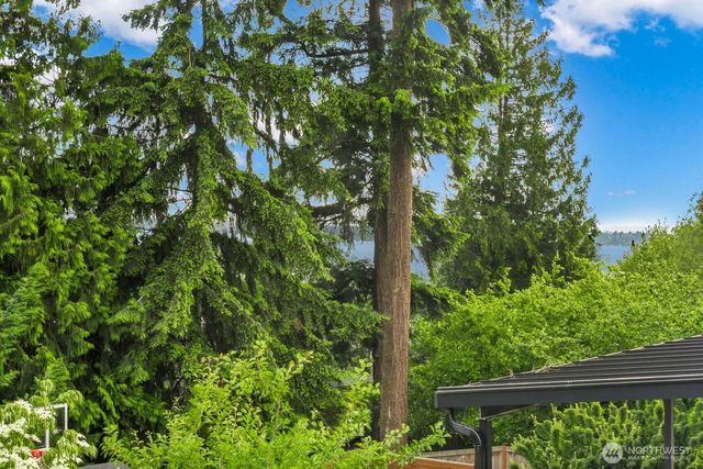 11239 NE 91st Street, Kirkland, WA 98033