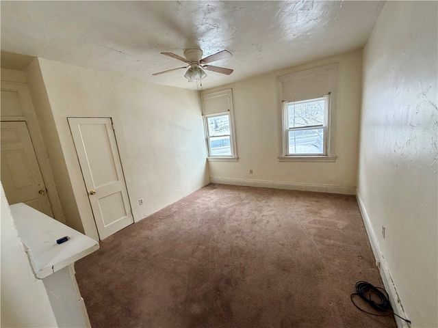 3027 Stayton St, Marshall Shadeland, PA 15212