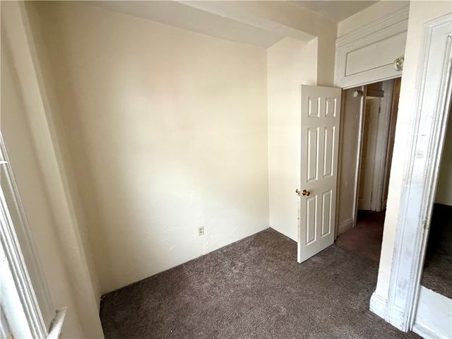 3027 Stayton St, Marshall Shadeland, PA 15212