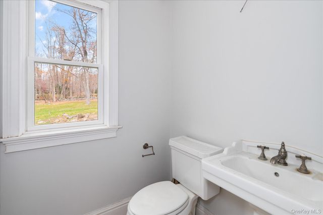 136 Elmwood Road, South Salem, NY 10590