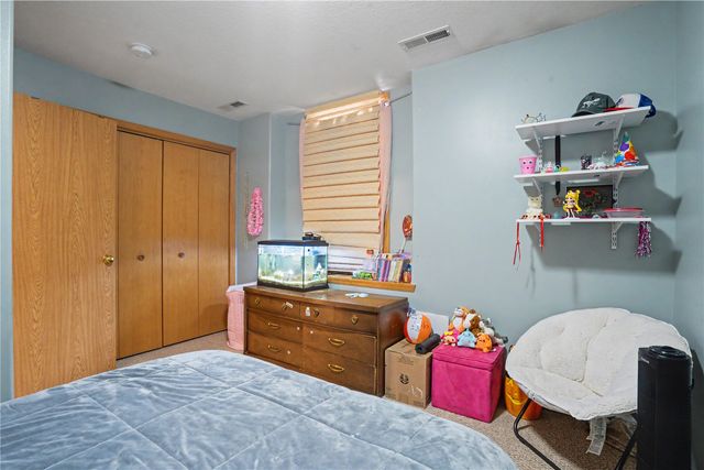 3840 37th Avenue SW E, Cedar Rapids, IA 52404