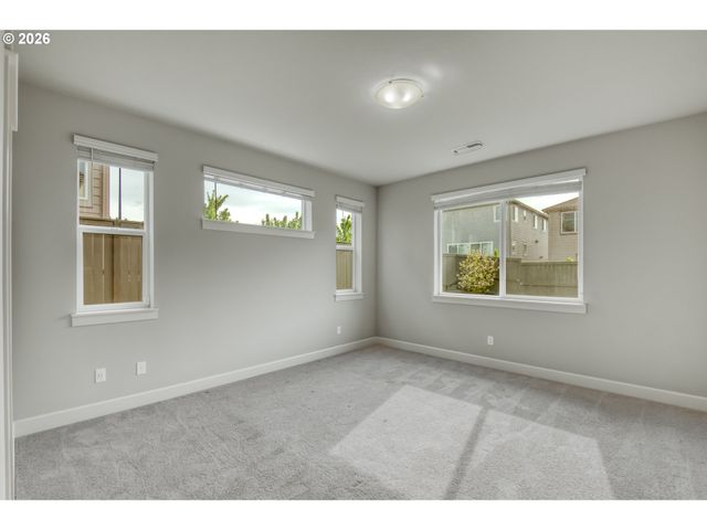 5061 Se 83RD Ave, Hillsboro, OR 97123