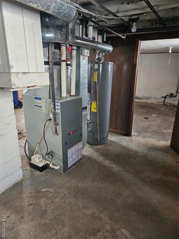 7374 Ellsworth Street, Detroit, MI 48238