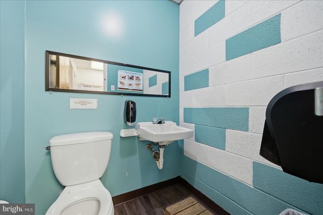 8904 YORKSHIRE LN, Manassas, VA 20111