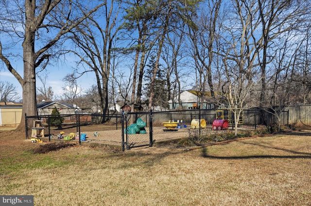 8904 YORKSHIRE LN, Manassas, VA 20111