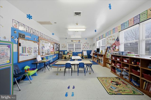 8904 YORKSHIRE LN, Manassas, VA 20111