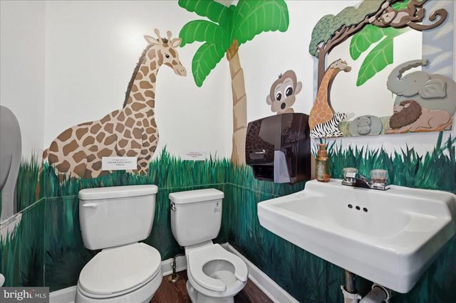 8904 YORKSHIRE LN, Manassas, VA 20111