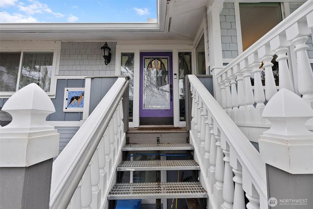 115 Riverview Drive, Chehalis, WA 98532