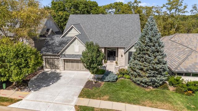 750 Suffolk Lane, Loch Lloyd, MO 64012
