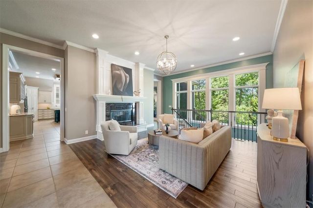 750 Suffolk Lane, Loch Lloyd, MO 64012