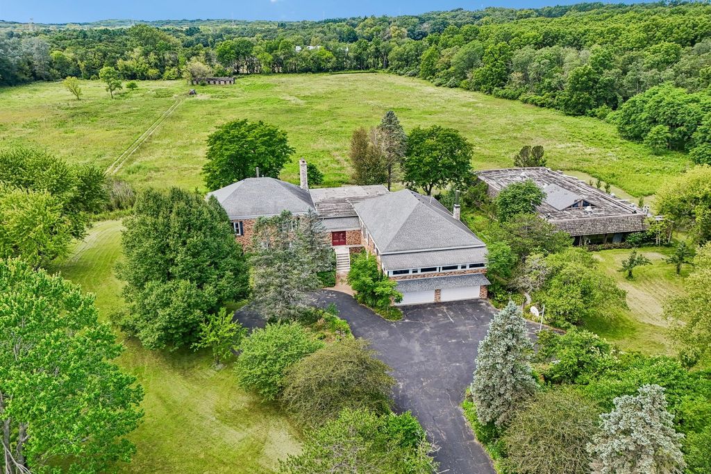 93B W BATEMAN Road, Barrington, IL 60010 — exterior