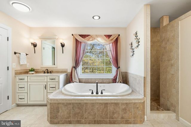 10287 TRYLEC LN, Catlett, VA 20119