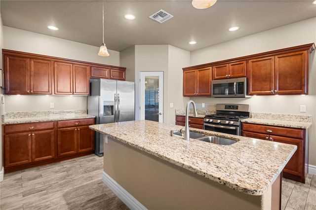 3363 Karen Avenue, Kingman, AZ 86401