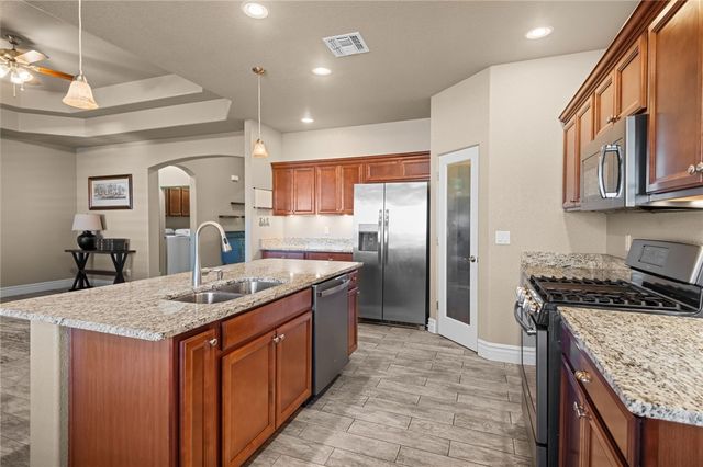 3363 Karen Avenue, Kingman, AZ 86401