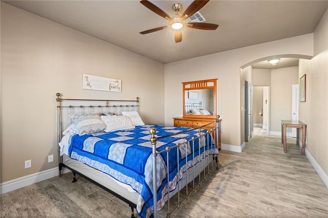 3363 Karen Avenue, Kingman, AZ 86401