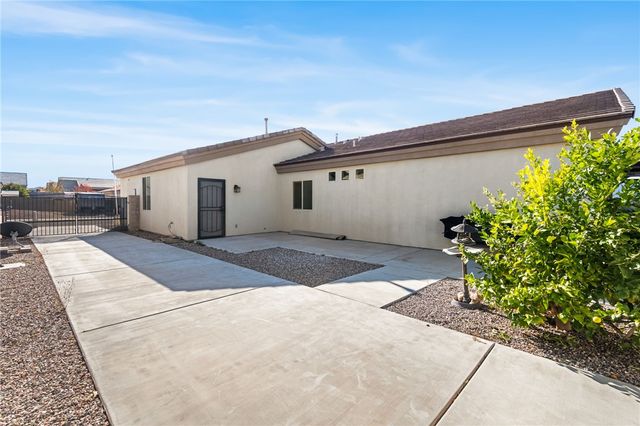 3363 Karen Avenue, Kingman, AZ 86401