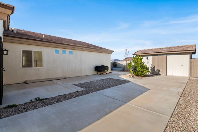 3363 Karen Avenue, Kingman, AZ 86401