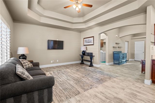 3363 Karen Avenue, Kingman, AZ 86401