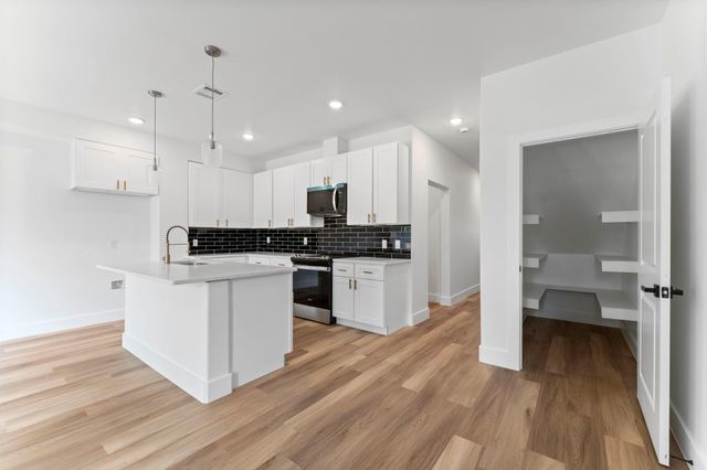 8205 Carver Road, Houston, TX 77088