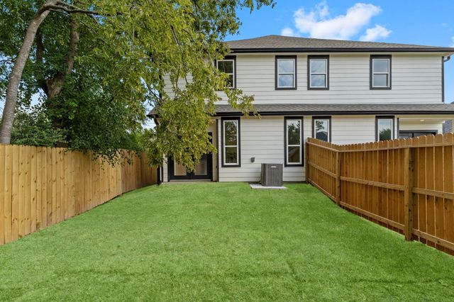 8205 Carver Road, Houston, TX 77088