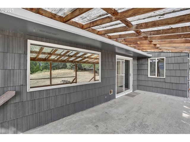 31444 NEW KIRK Rd, Scappoose, OR 97056