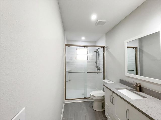 1562 AMY CIRCLE, Deltona, FL 32738