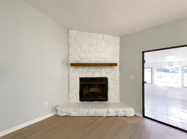 1562 AMY CIRCLE, Deltona, FL 32738