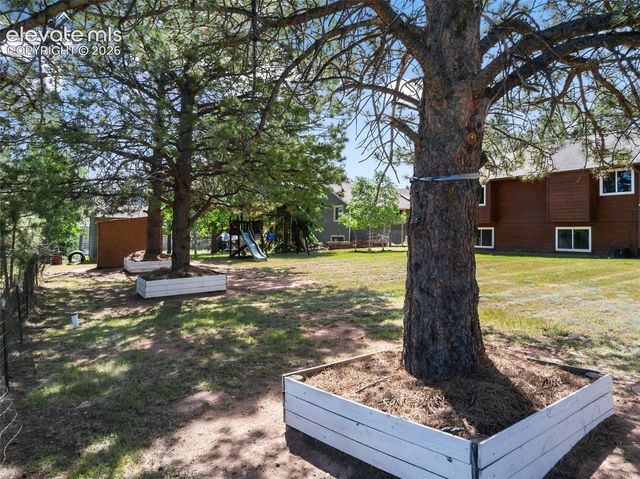 1010 W Bowman Avenue, Woodland Park, CO 80863