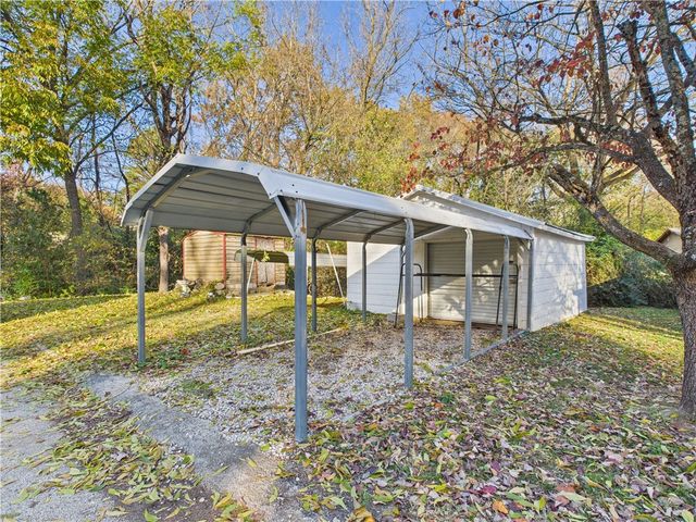 705 Oak Street, Harrison, AR 72601