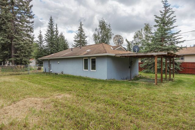 1804 CARIBOU WAY, Fairbanks, AK 99709