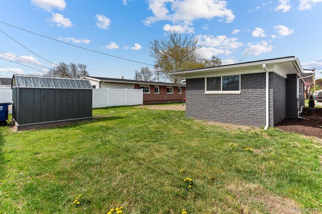 451 DARWIN Street, Westland, MI 48186