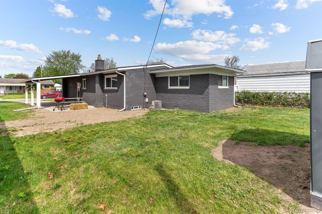 451 DARWIN Street, Westland, MI 48186